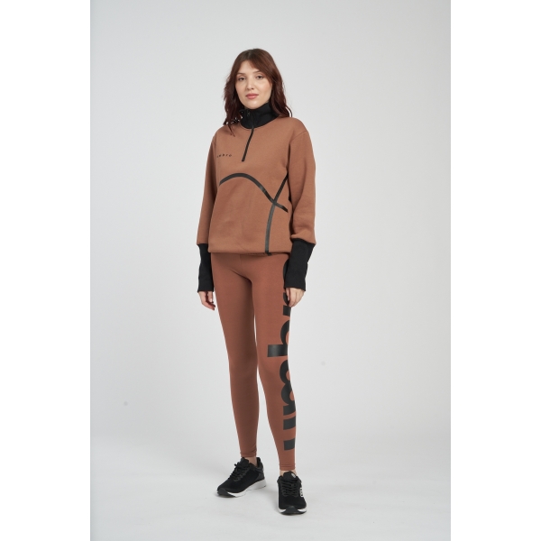 Chándal Umbro Aurora Camel