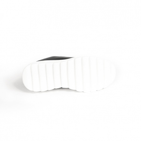 19HWCRETA WINNIE BLACK