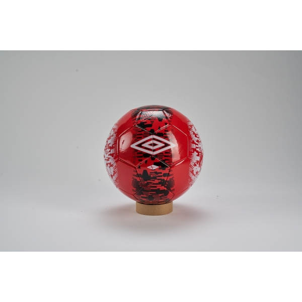 Balón de Fútbol Umbro Formation Recreational Red / White...
