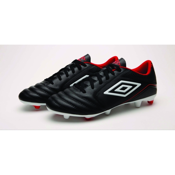 BOTA DE FÚTBOL UMBRO CLASSICO XII FG BLACK